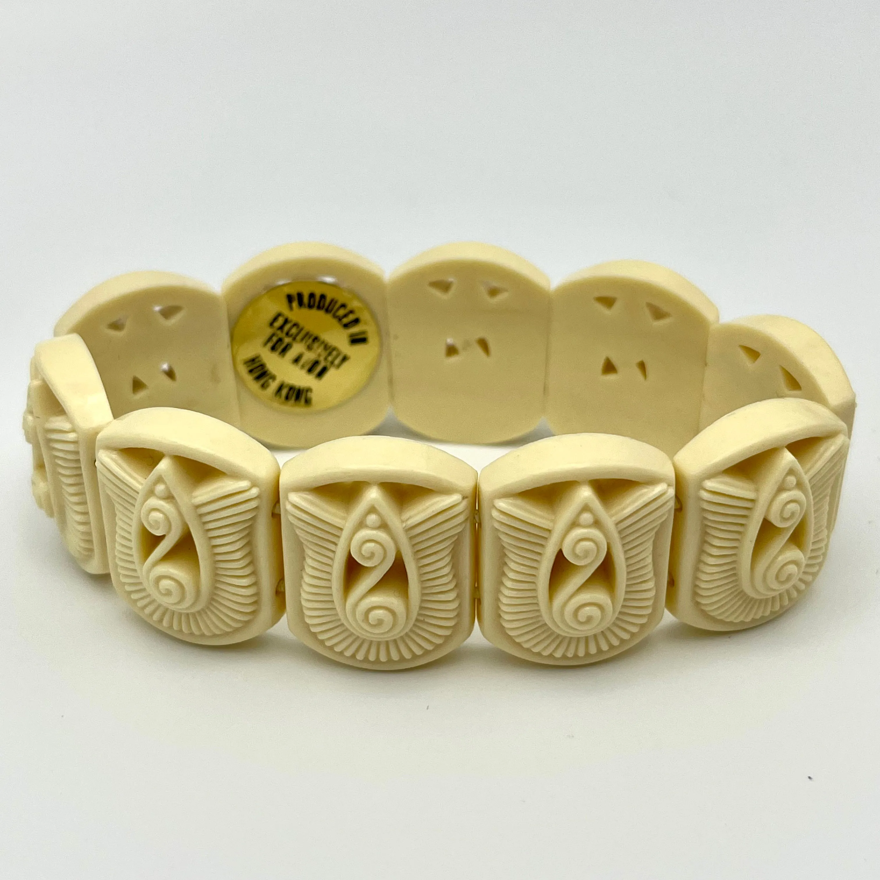 1982 Avon Gracious Tulips Bracelet
