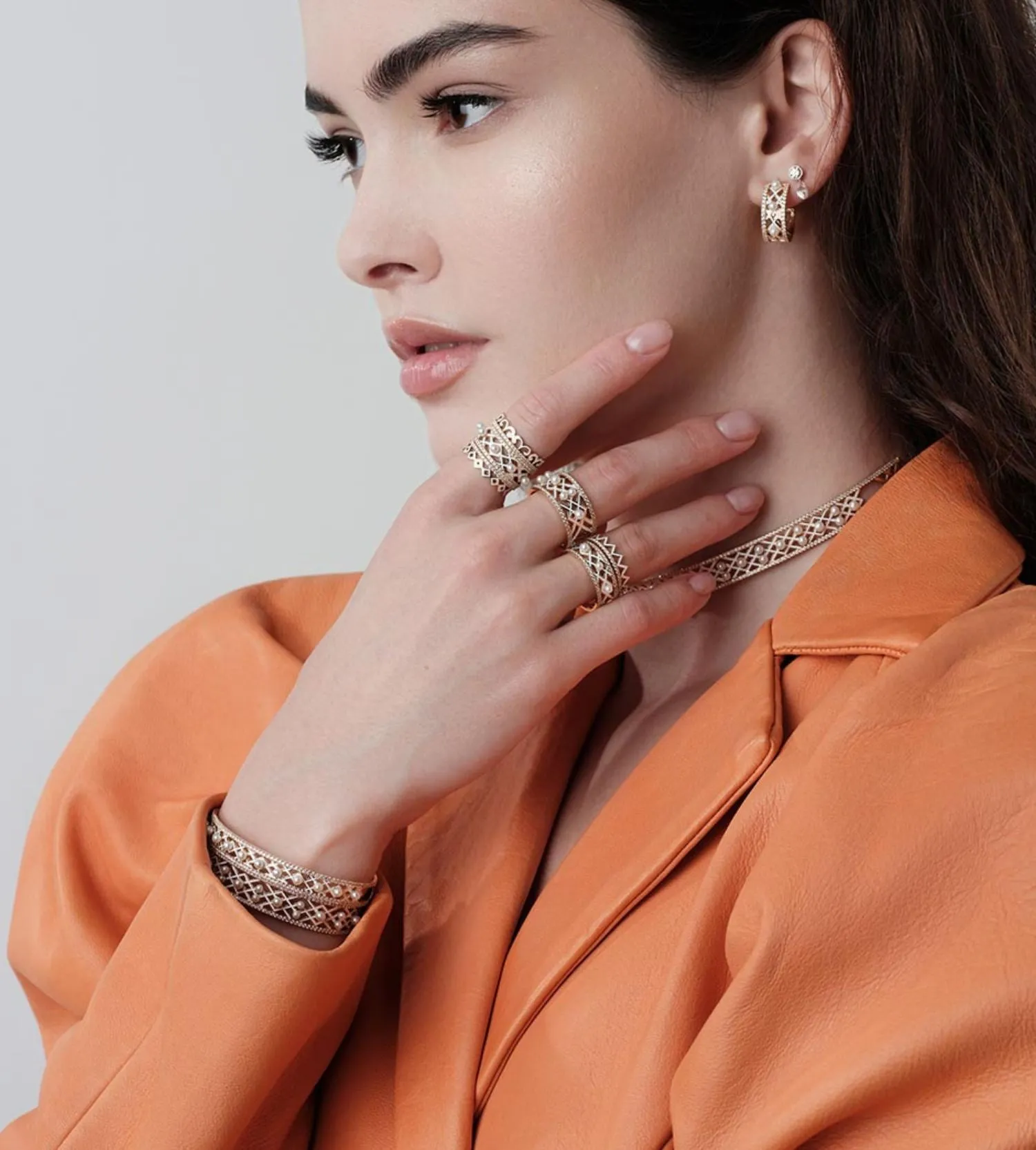 Alma Ivory Mini Ring