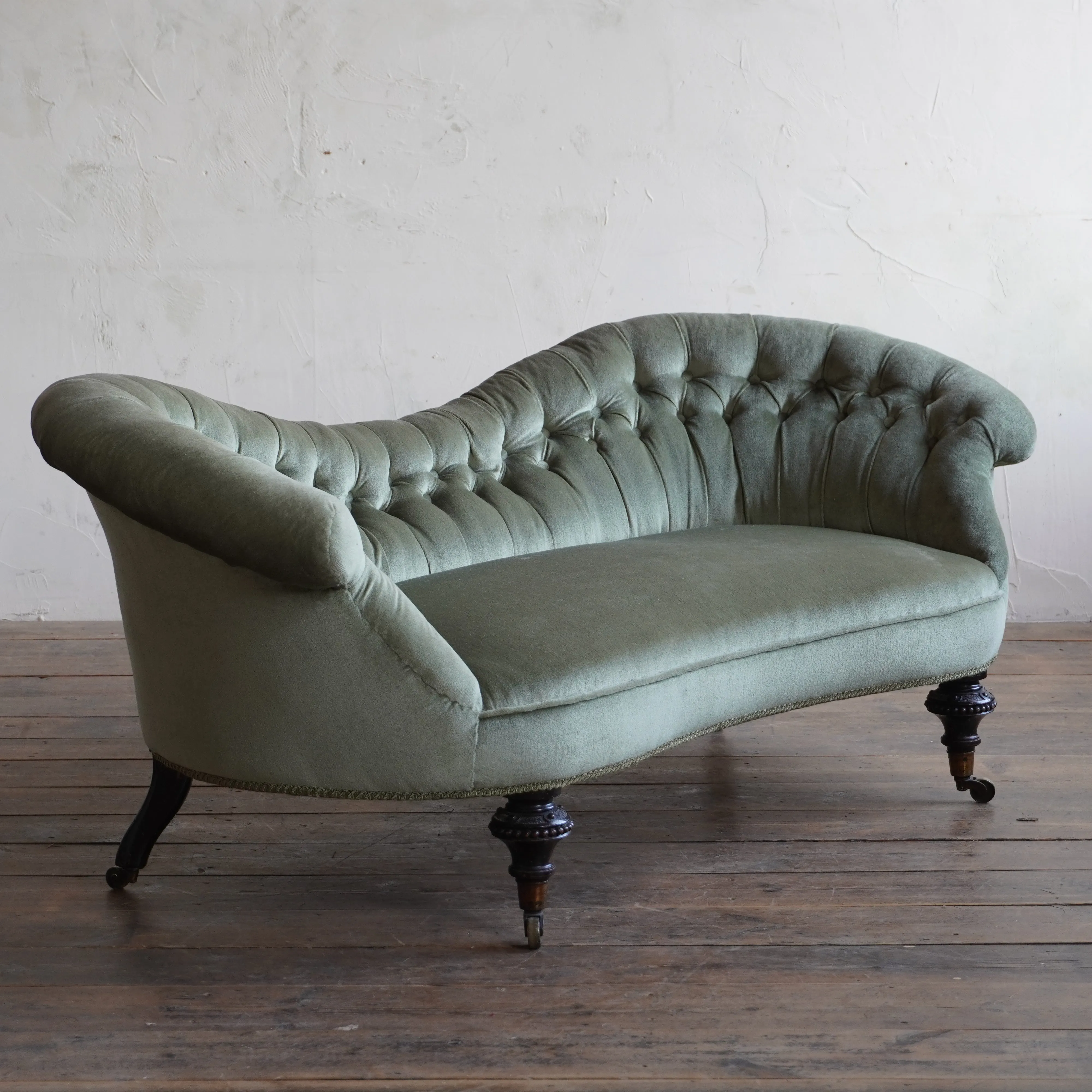 Antique Kidney Sofa - Sage Green Velvet