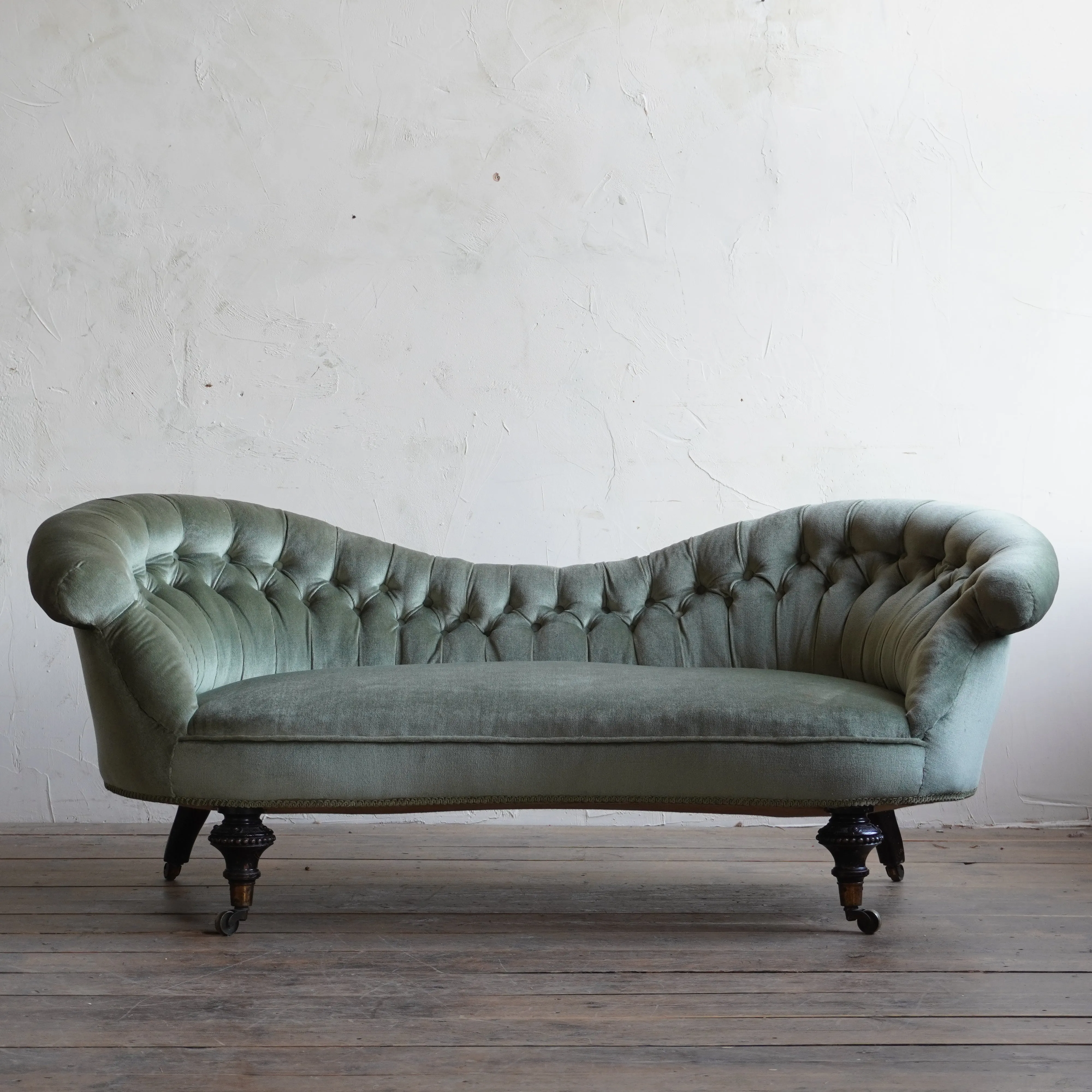 Antique Kidney Sofa - Sage Green Velvet