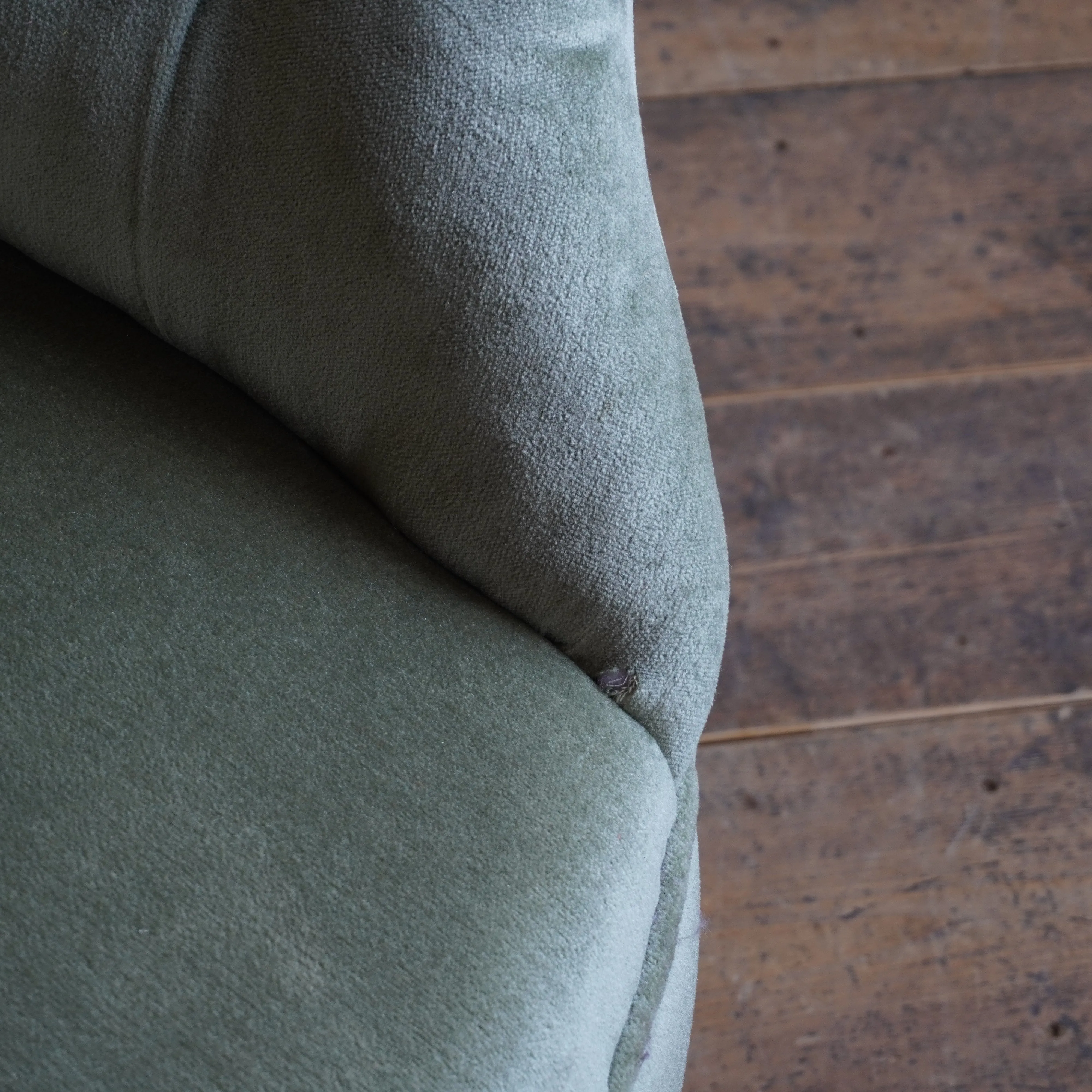 Antique Kidney Sofa - Sage Green Velvet