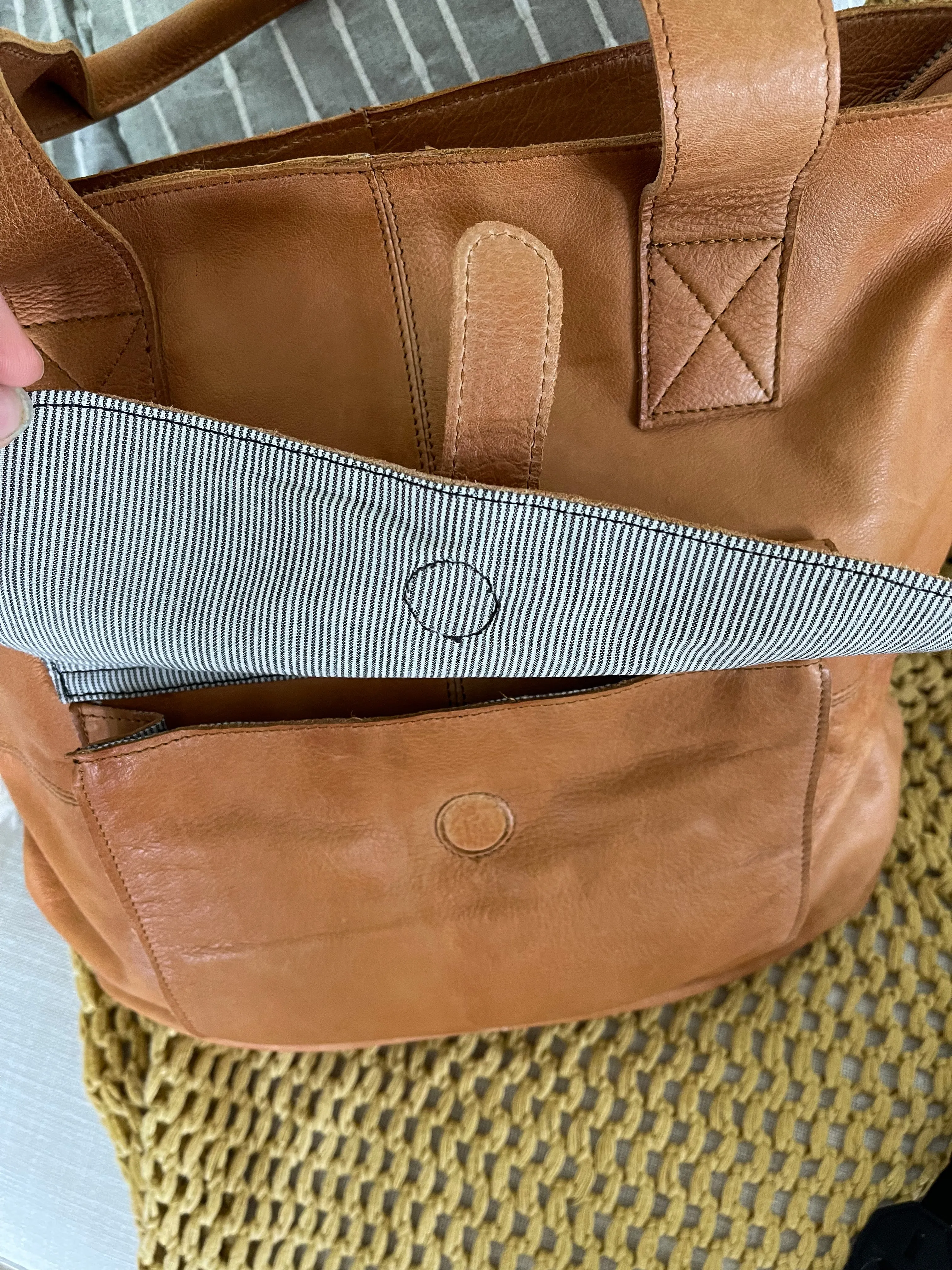 Ava Handbag
