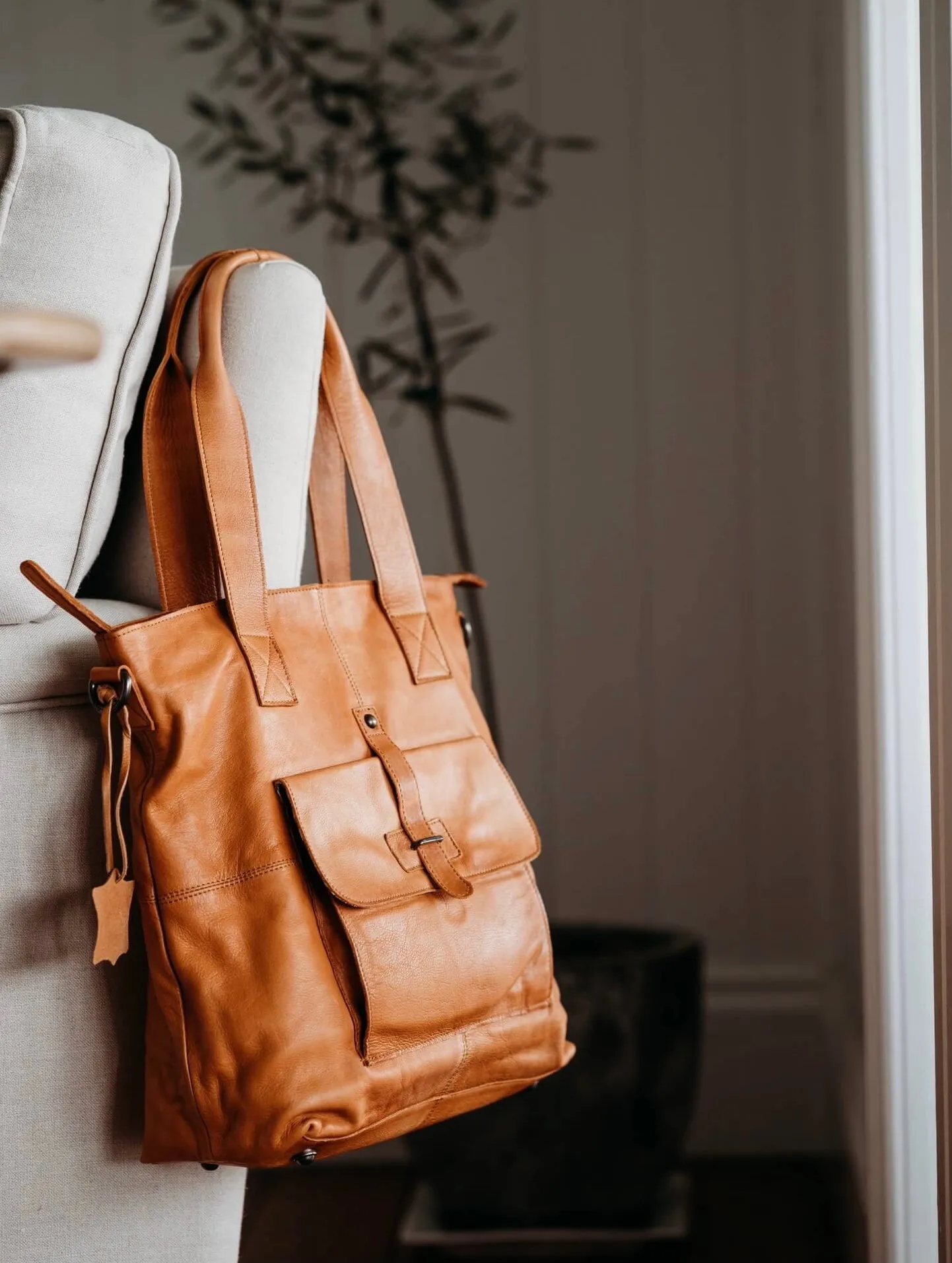 Ava Handbag