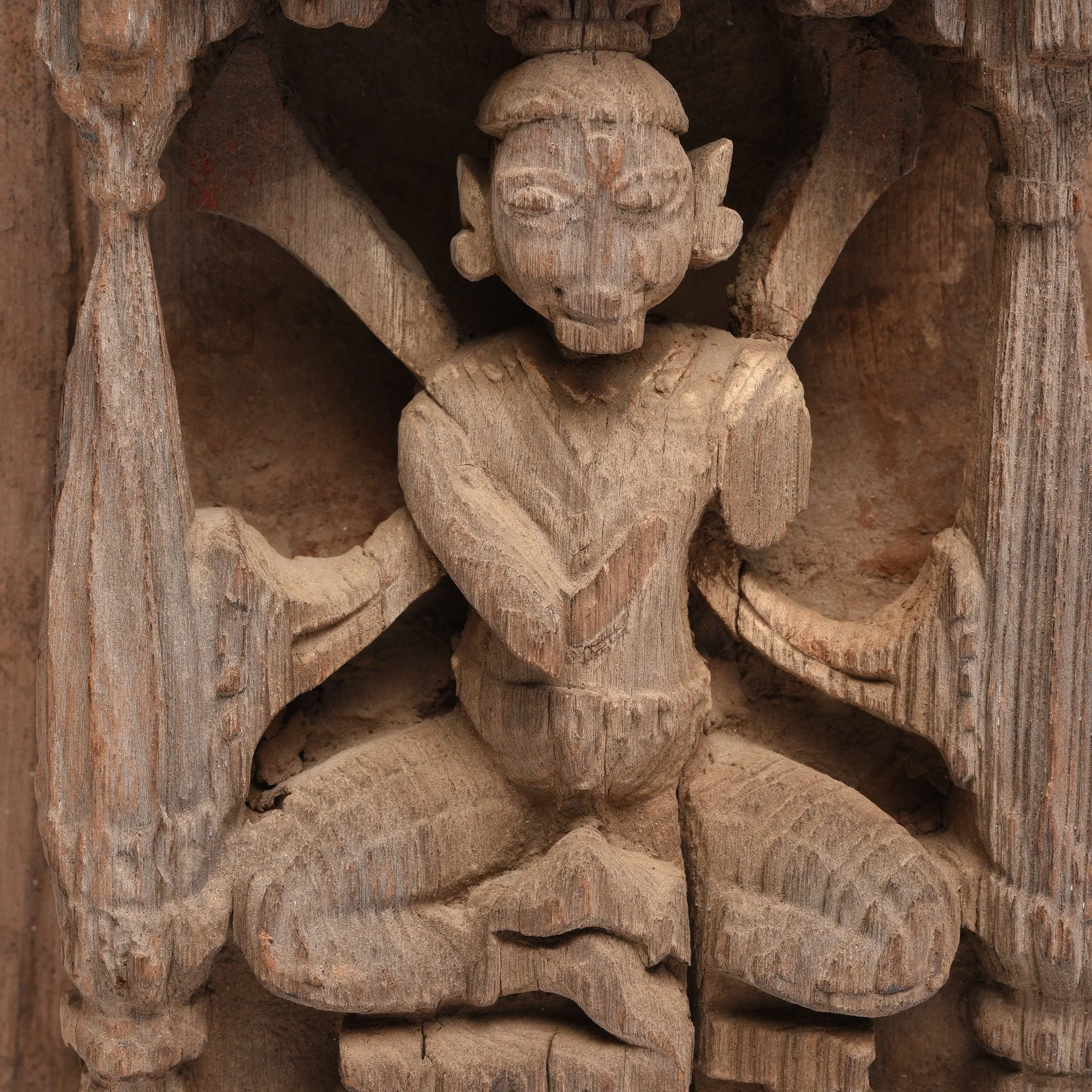 Carved Teak Panel Of Durga From Gujarat - 19thC