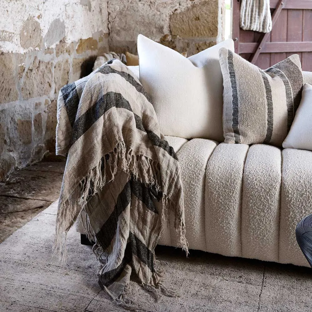 Cavalier Linen Throw