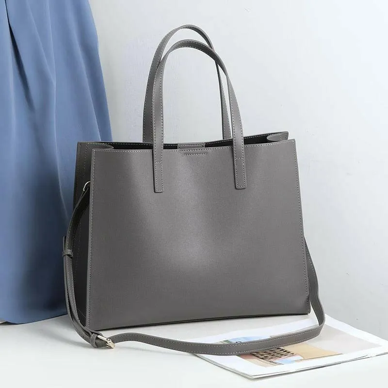 Classic Leather Handbag with Timeless Design and Spacious Interior