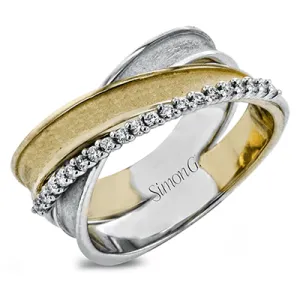 Clio Fashion Ring in 18k Gold with Diamonds