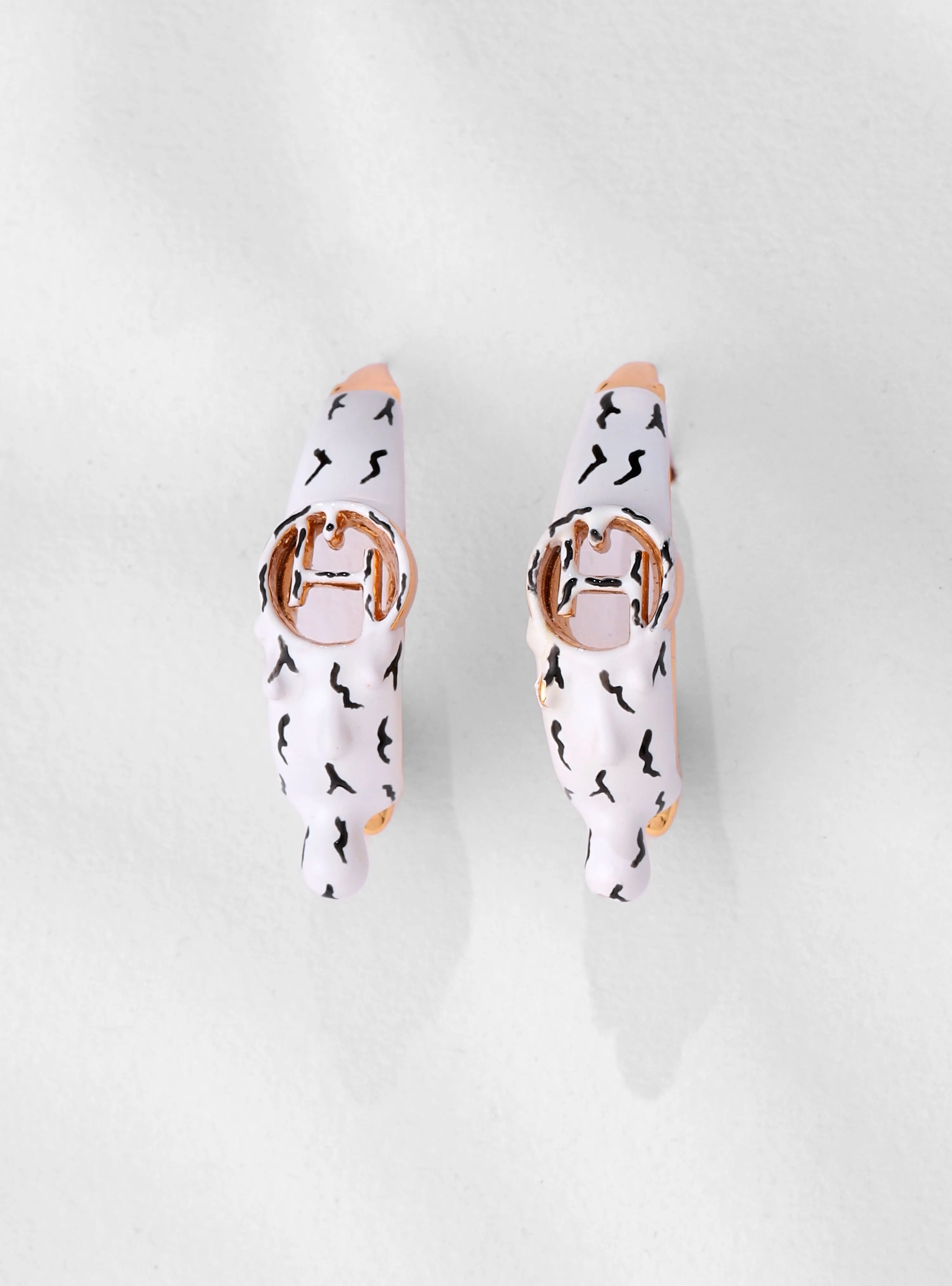 Drip OH Kaybug Hoops In Patterned Milky White