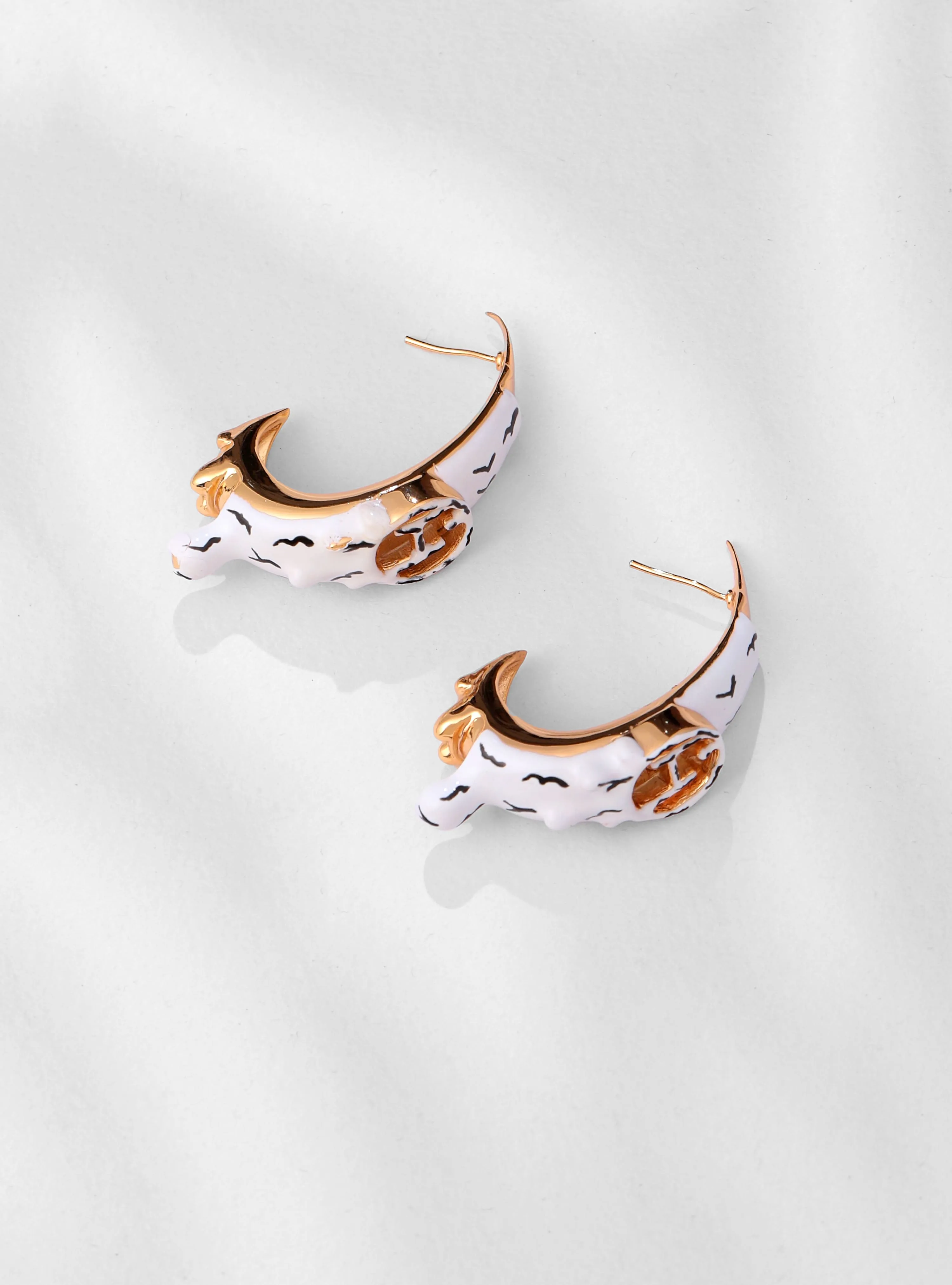 Drip OH Kaybug Hoops In Patterned Milky White