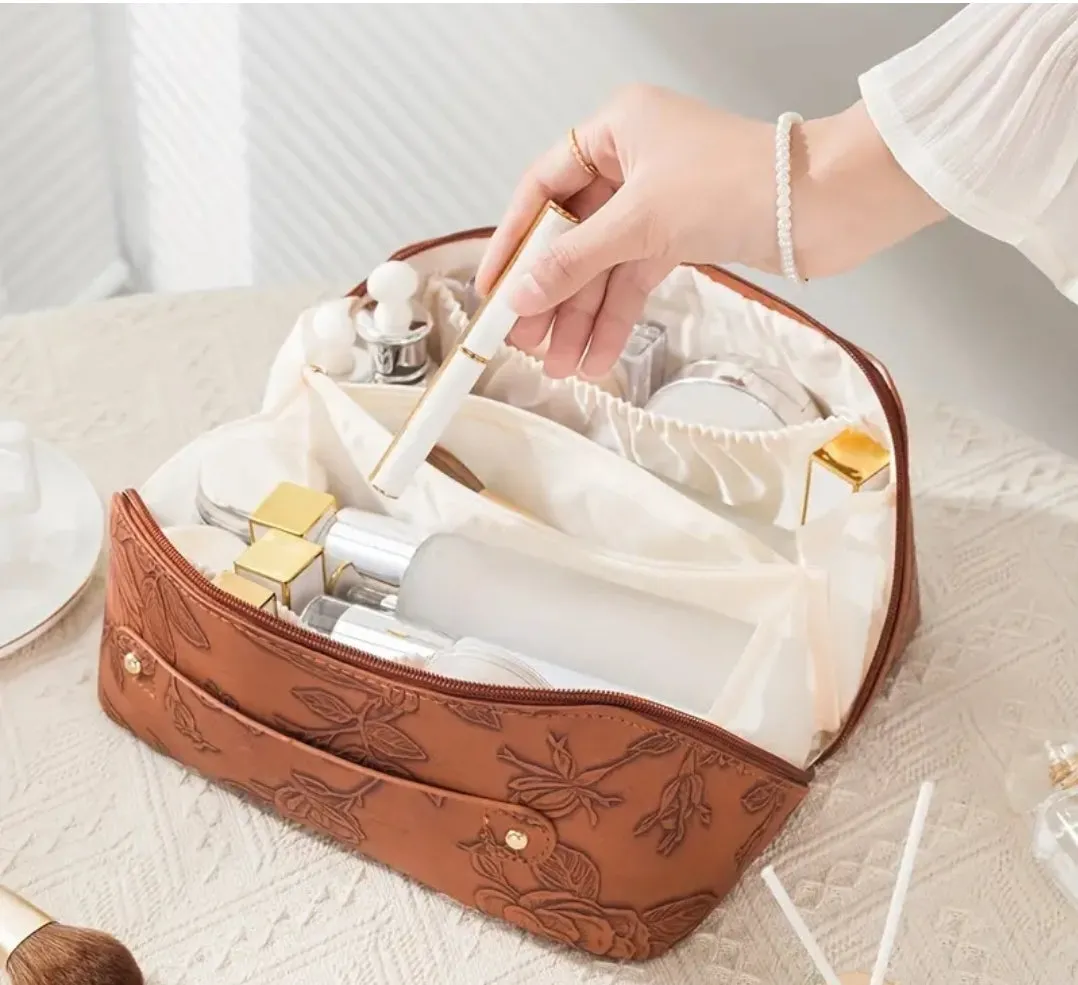 Embossed Makeup Bag ☆4 colors