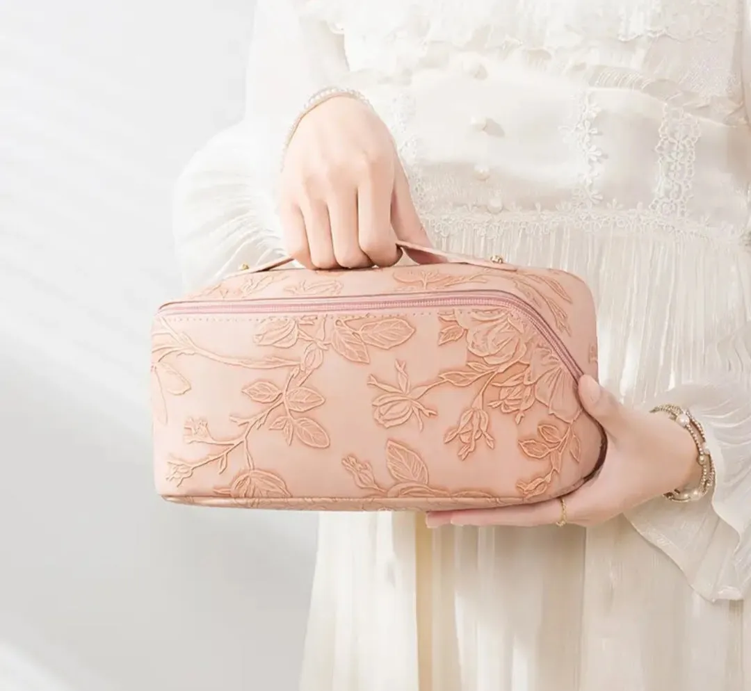 Embossed Makeup Bag ☆4 colors