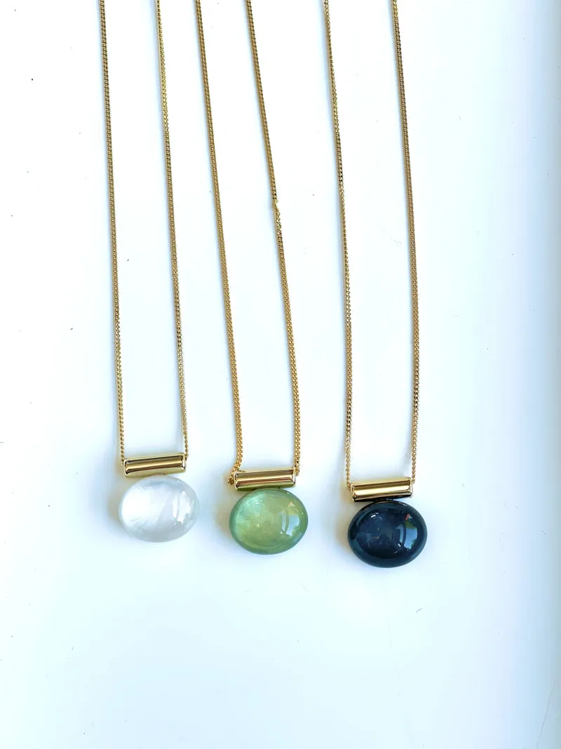 Glistening Pebble Necklace