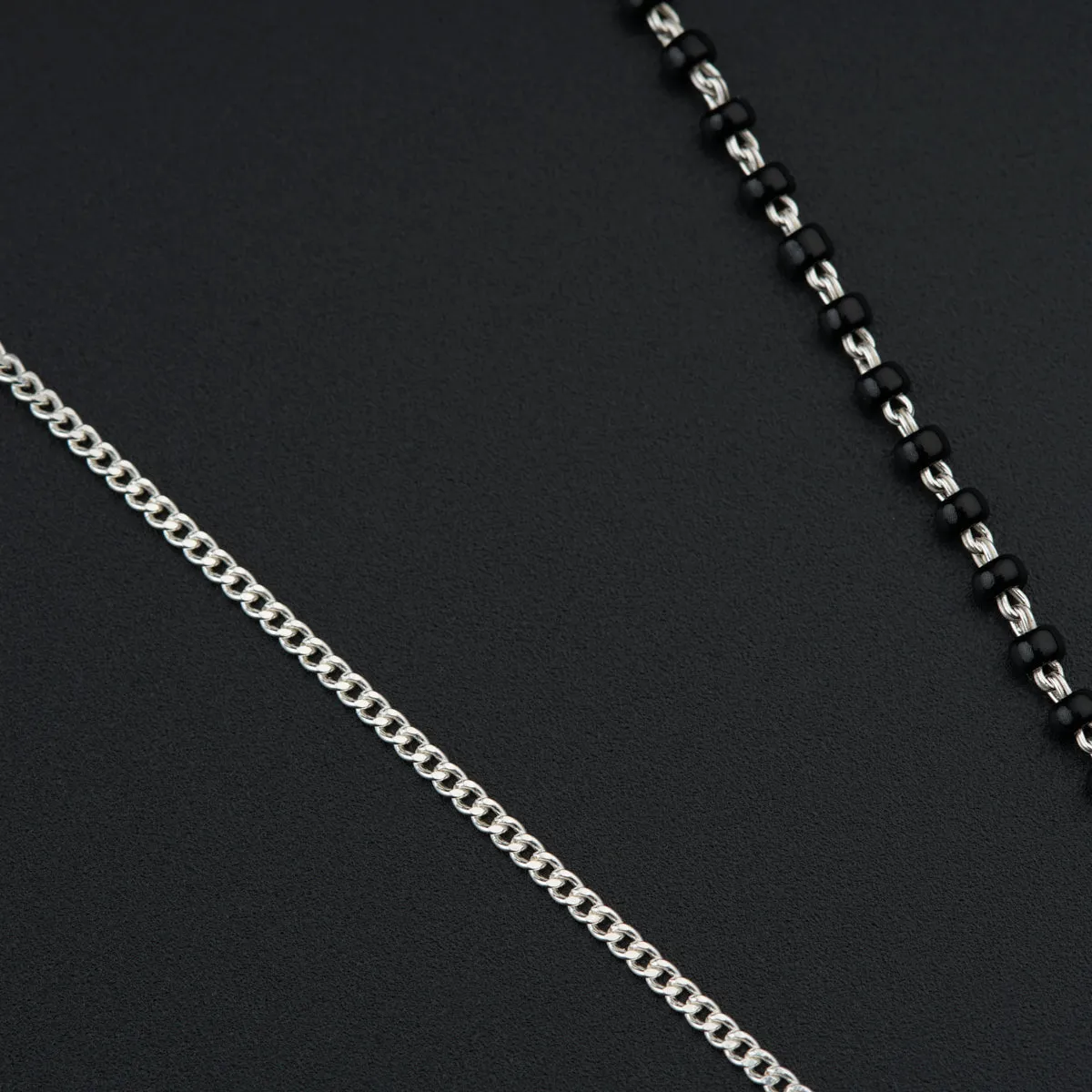 Half & Half : Carved Bead Mangalsutra