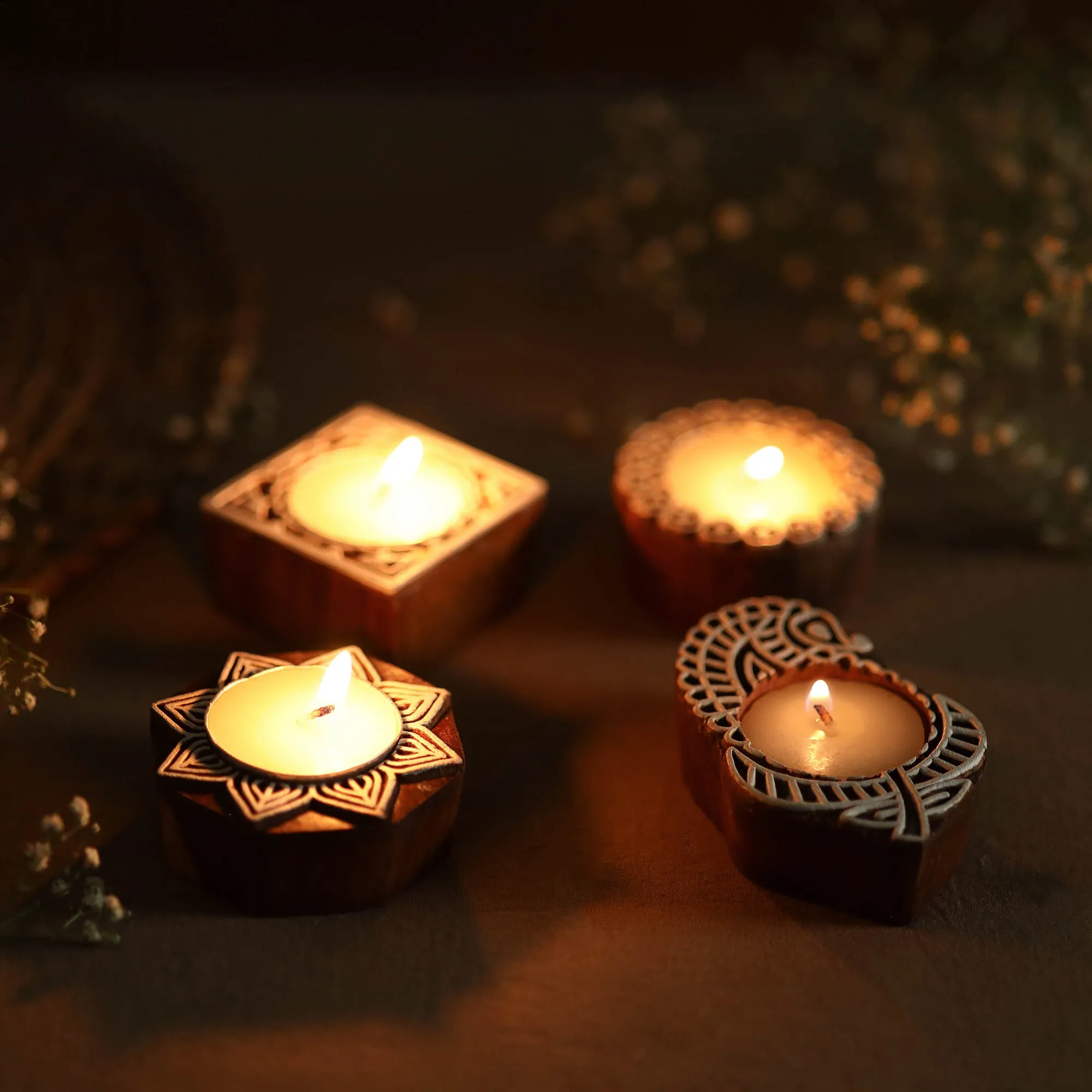 Hand Carved Sheesham Wood Block Tealight Candle Holder (Set of 4)