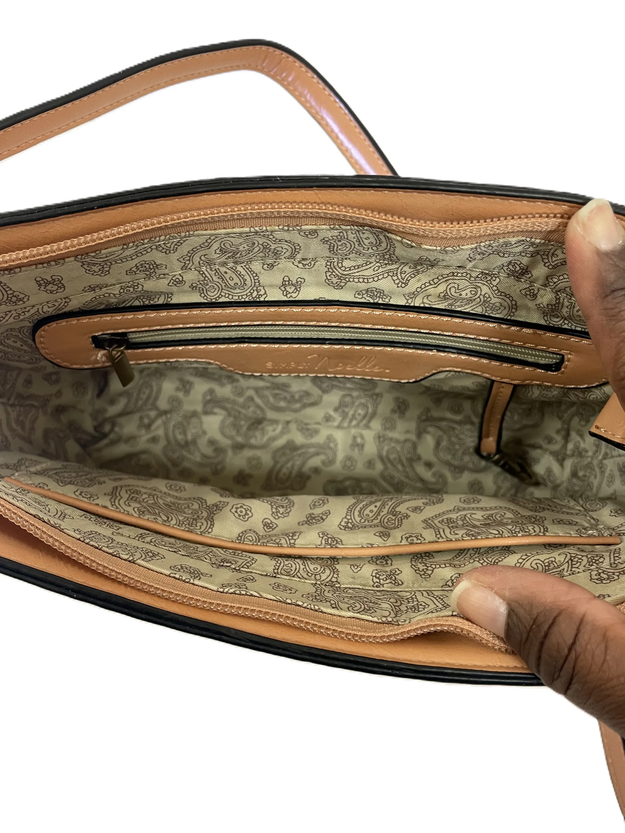 Handbag By Simply Noelle, Size: Medium