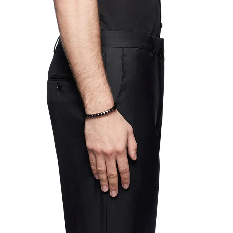 MENS PYRAMID CUFF
