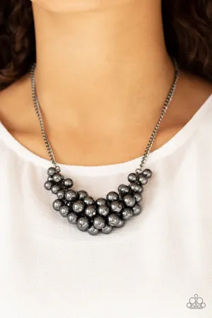 Paparazzi Grandiose Glimmer Necklace Black