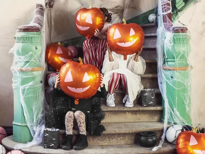 Pumpkin Face Balloon 15"