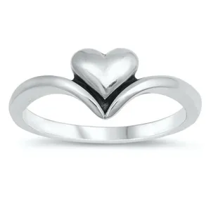 R761  Heart Ring