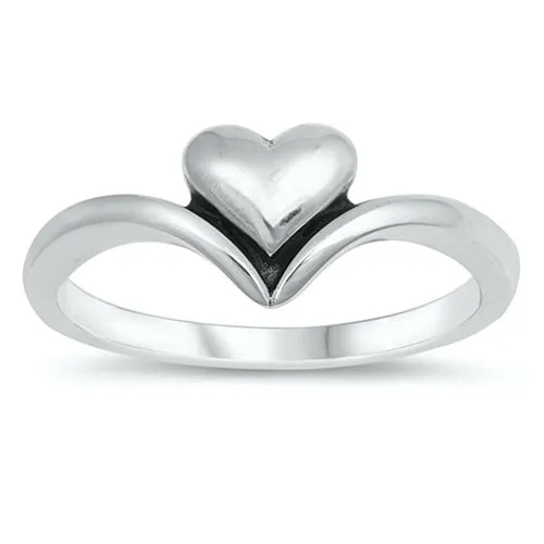 R761  Heart Ring