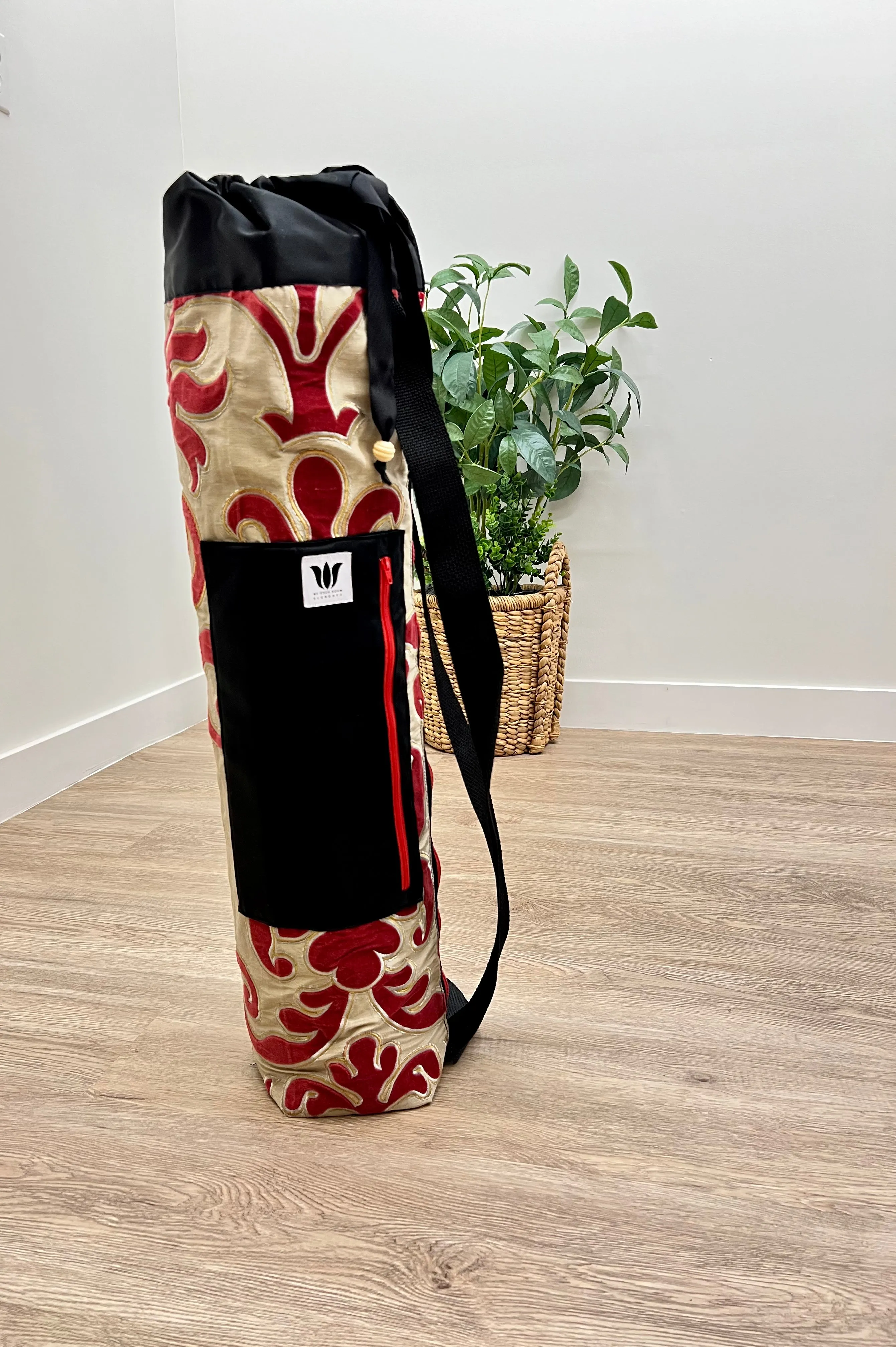 Red Gold Scroll | Red Zipper Yoga Mat Bag