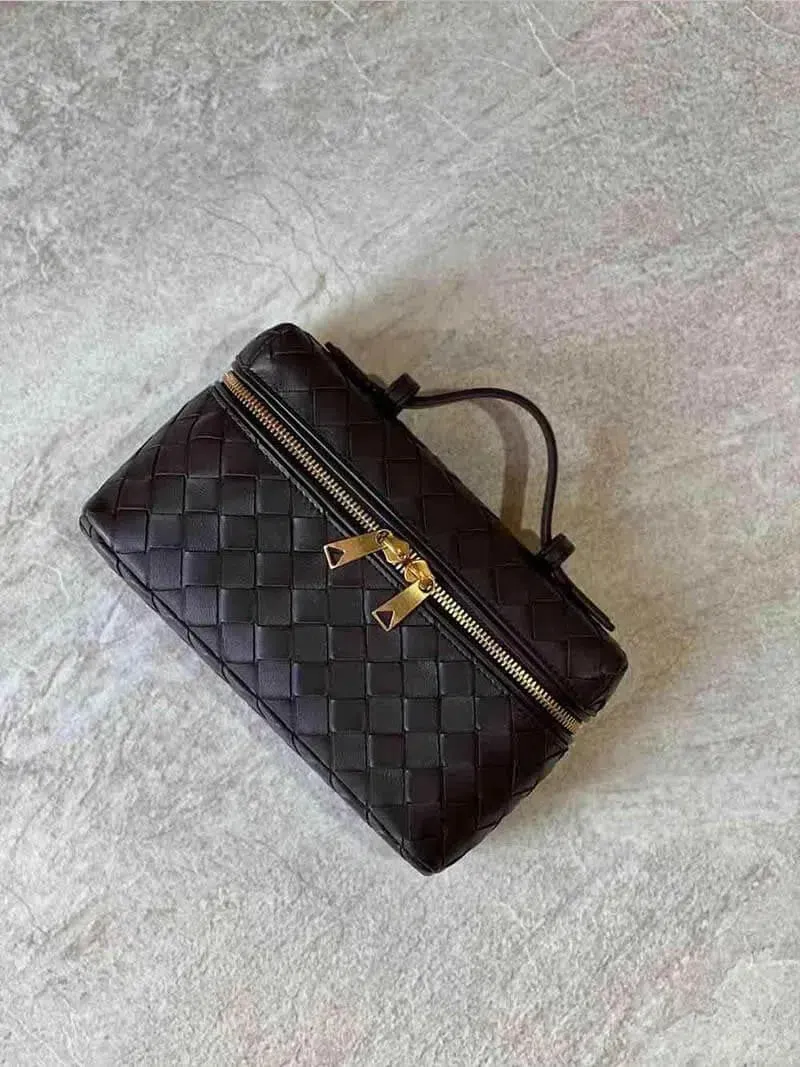 Vittoria – Versatile chic style – Handbag