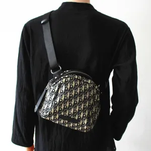 Vvsha  Christmas Gift Shell Shaped Crossbody Canvas Bag